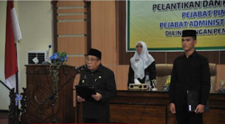 Bupati Sumbawa Lantik 16 Pejabat Administrator dan Pejabat pengawas