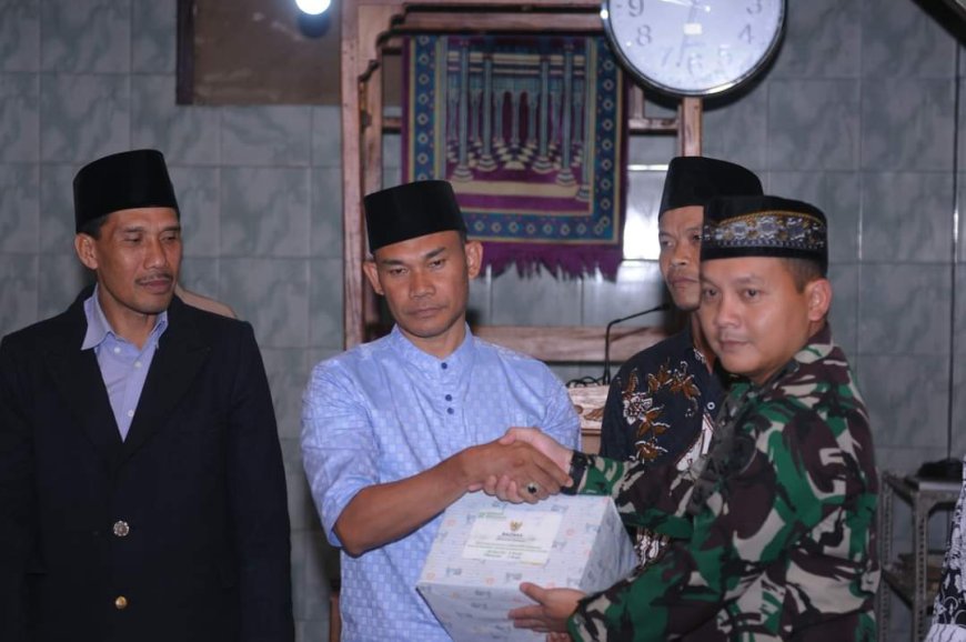 Bupati Sumbawa Safari Ramadhan di Masjid Nurul Iman Desa Tepal Batu Lanteh, Ingatkan Warga Jaga Hutan