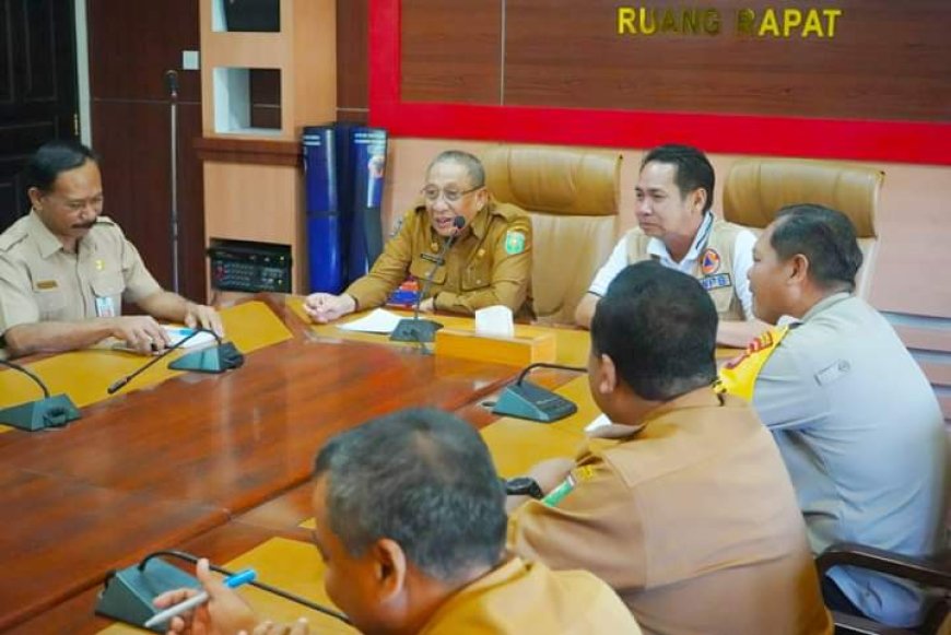 Pemerintah Kabupaten Sumbawa Menerima Bantuan bagi Korban Terdampak Banjir dari BNPB RI