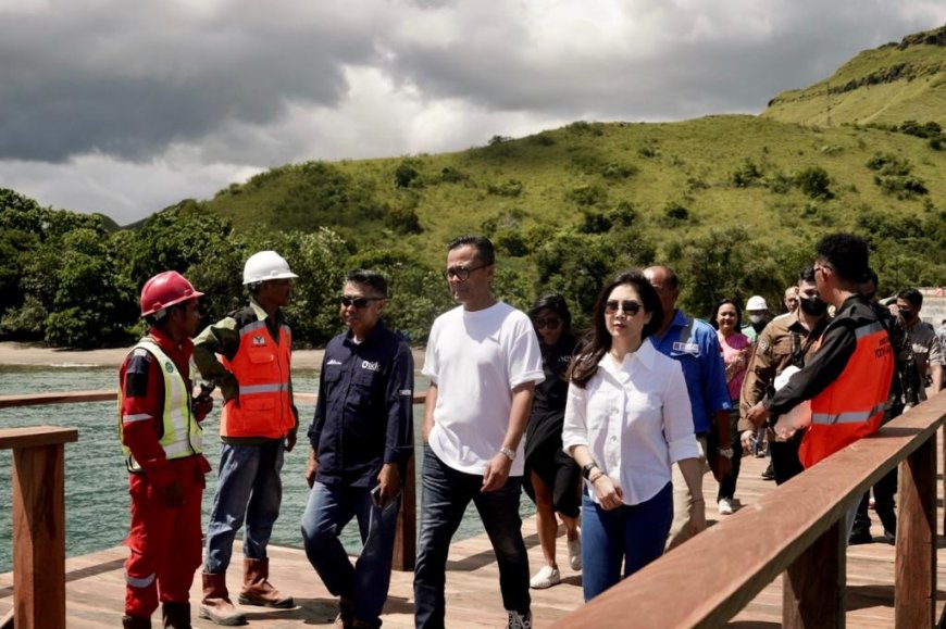 Wamenparekraf Tinjau Kesiapan Lokasi dan Infrastruktur Jelang KTT ASEAN di Labuan Bajo