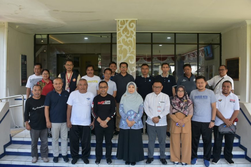 Wagub Ummi Rohmi Beri Arahan Dikbud NTB