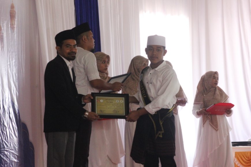 SMPIT Samawa Cendekia Wisuda 198  Tahfidz Al'quran