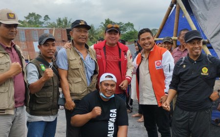 Pimpinan dan Anggota DPRD  Kunjungi Warga Terdampak Kebakaran Musuk, Warga Harapkan ini