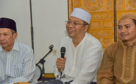 Gubernur  NTB  Semangati  Masyarkat dan Mahasiswa di Lingkungan Dasan Agung Baru Lawata