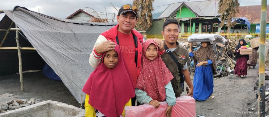 DPC PDI Perjuangan Sumbawa  Kunjungi Korban Kebakaran di Dusun Musuk Desa Tangkampulit Kecamatan Batulanteh