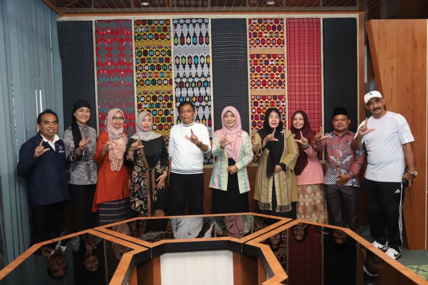 Bunda Niken : LIMOFF 2023 Akan Jadikan NTB Kiblat Tenun Dunia