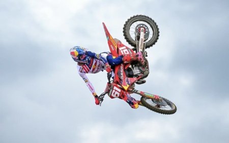 Grand Prix Race 1 MXGP Selaparang - Lombok, Jorge Prado Unggul