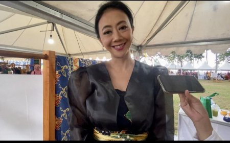 Asri Welas: Limoff Wadah Desainer dan Masyarakat Pecinta Tenun dan Batik