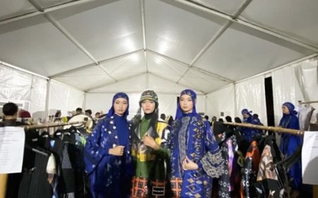 Runway di Terpa Angin Pantai, Model LIMOFF Semakin Memukau