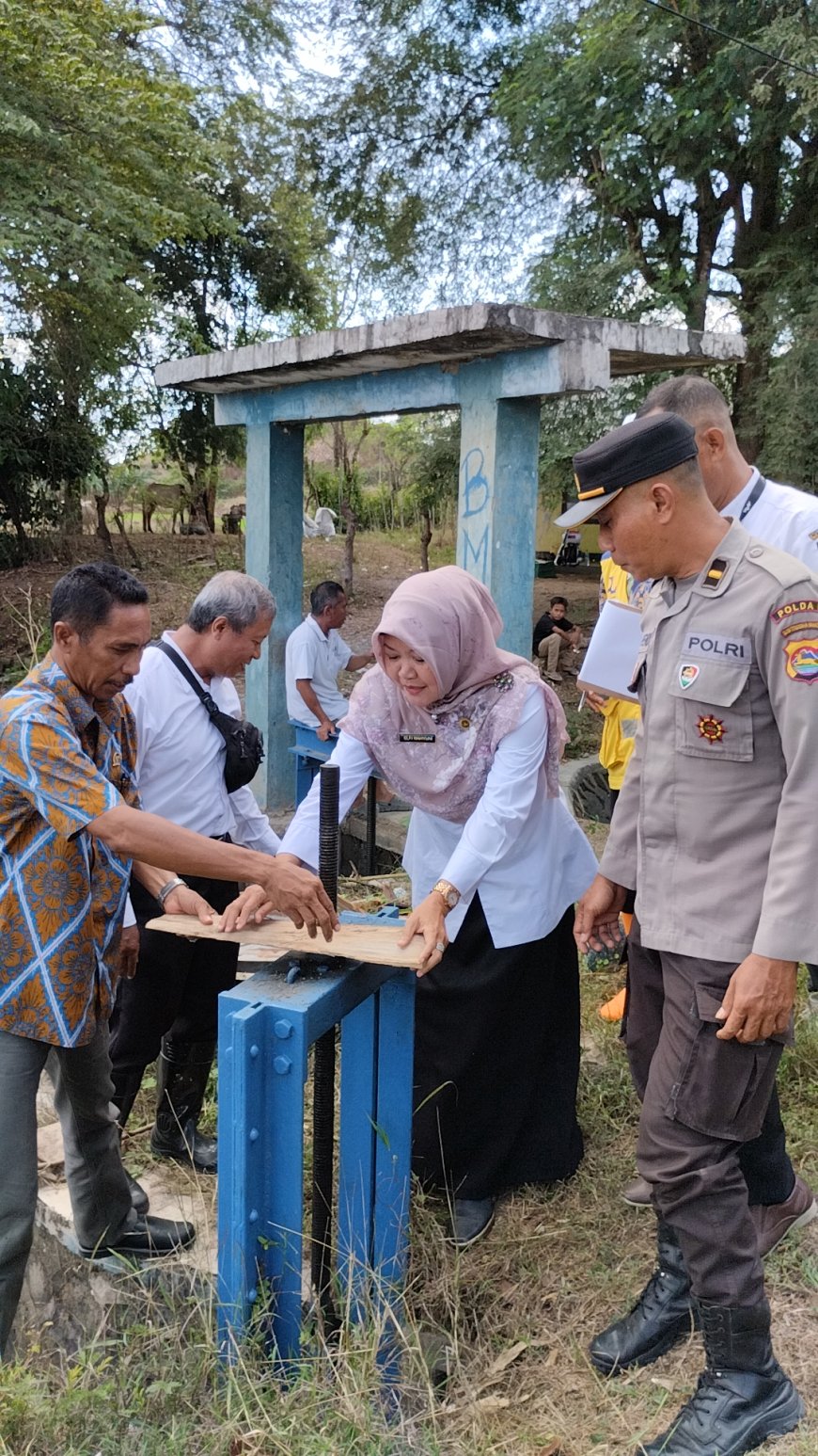 Anggota  Komisi II DPRD  Yasin Musamma Tidak lanjuti Masalah DI Bendungan Mamak