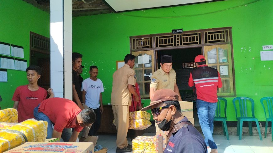 DPD PDI Perjuangan NTB dan DPC PDI Perjuangan Sumbawa Peduli  Korban Bencana Banjir  Lunyuk
