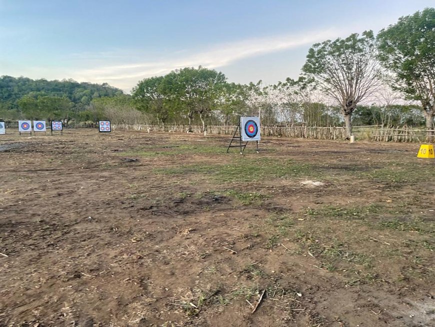 Ketua KONI  Sumbawa Kunjungi Latihan Atlit di Lapangan Panahan Perpani Kawasan Samota Sumbawa