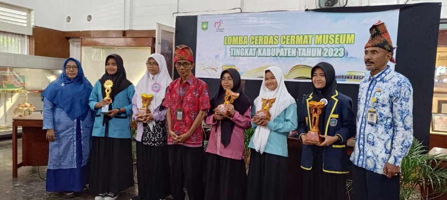 Selamat ! SMPN 1 Moyo Hulu Juara 1 Lomba Cerdas Cermat Museum Tingkat Kabupaten