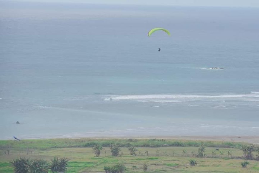 Gubernur NTB : Paragliding Accuracy World Cup 2023 Perlihatkan Eksotisme NTB di Mata Dunia