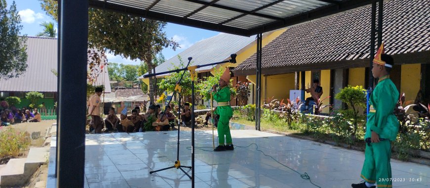 Hadiri Sabtu Budaya di SMPN I Lape Sutan Ajak Lestarikan Budaya Samawa