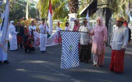 Lepas Parade Defile Kafilah Lasqi Tingkat Provinsi NTB, Wakil Bupati : Selamat Datang dan Menikmati  Sumbawa