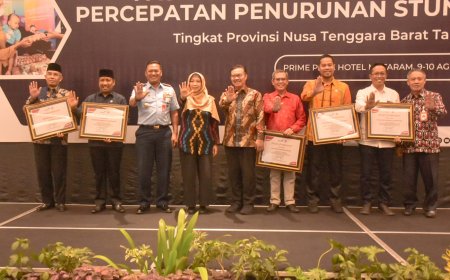 Kepala BKKBN RI Terenyuh dengan Gerakan Gotong Royong Bhakti Stunting di NTB