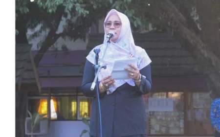 Jadi Inspektur Upacara di  SMAN 1 Sumbawa Besar, Wabup Apresiasi Semua Pihak Wujudkan  Sumbawa Gemilang Berkeadaban