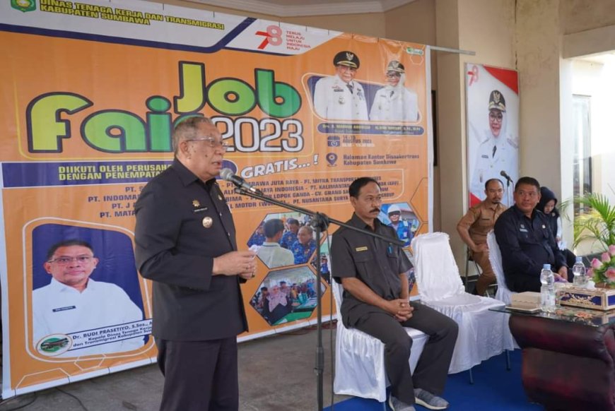 Buka Job Fair, Bupati Sumbawa Minta Perusahaan Berdayakan Tenaga Kerja Lokal Menuju Visi 10.000 Lapangan Kerja