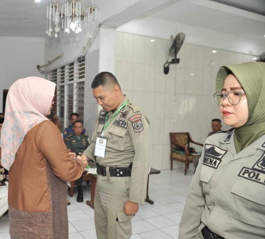 Wabup Sumbawa Buka Bimtek PolPP Tekankan  Peningkatan Kinerja