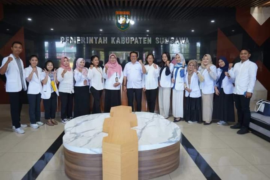 Bupati Sumbawa Terima Dokter Gigi Internship Angkatan II