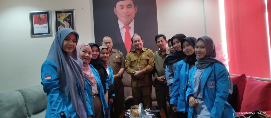 Ketua DPRD Terima Mahasiswi UNSA, Ajak Berproses untuk Masa Depan Maju