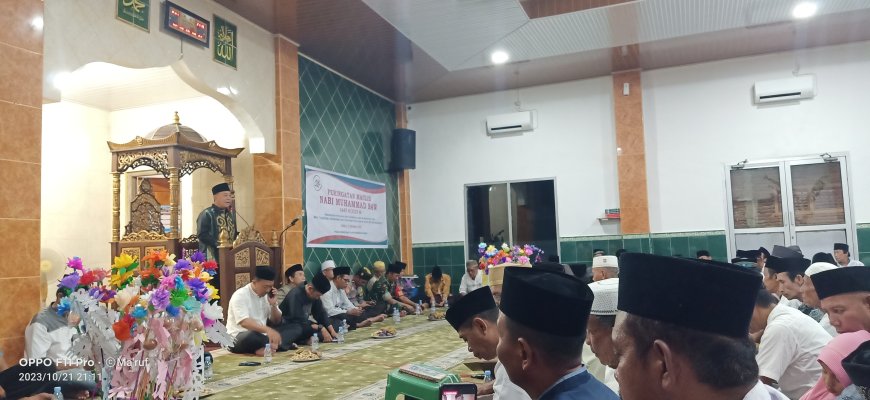 Peringatan Maulid Nabi Muhammad SAW di masjid Jami' An-Nur Kelurahan Samapuin Momentum Tingkatkan Ketakwaan