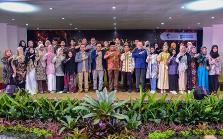 Miq Gita Gubernur NTB Lepas 32 Awardee NTB ke Al Bukhari International University Malaysia