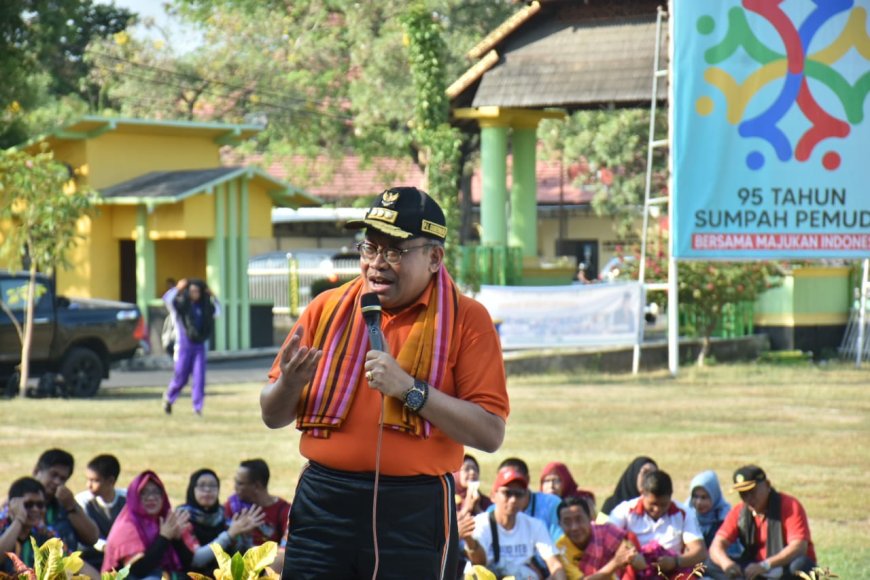 Pj Gubernur NTB Bersama Bupati Sumbawa lepas Tim Jum'at Salam ke Desa-desa di Kabupaten Sumbawa