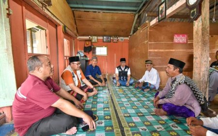 Pj Gubernur NTB Kunjungi Pulau Bungin