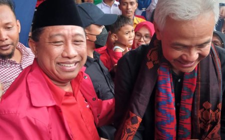 Capres Ganjar Pranowo Safari ke  Bima Disambut Sekretaris DPD PDI Perjuangan NTB  H Lalu Budi  dan Ribuan Simpatisan