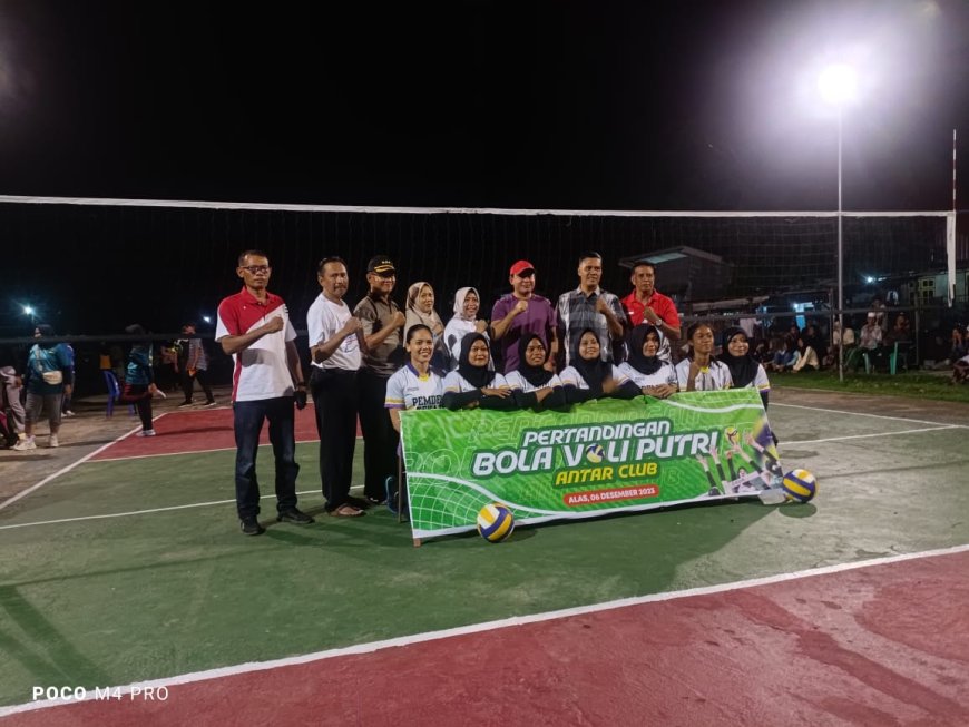 Ketua DPRD Sumbawa Hadiri Pembukaan Turnamen Bola Voli di Kecamatan Alas