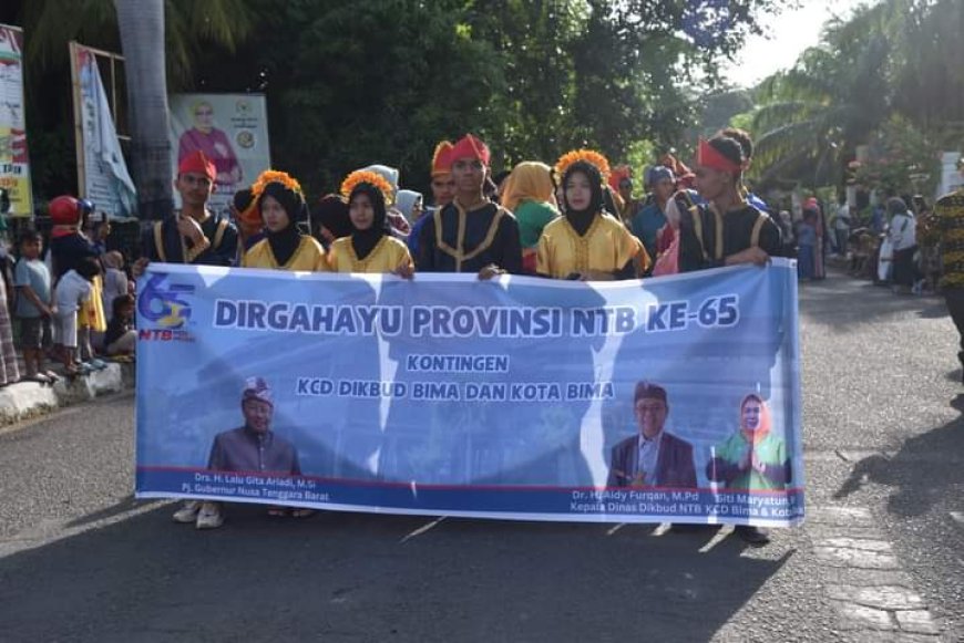 Meriah  Carnaval Budaya dan Atraksi Budaya Rayakan HUT NTB ke 65