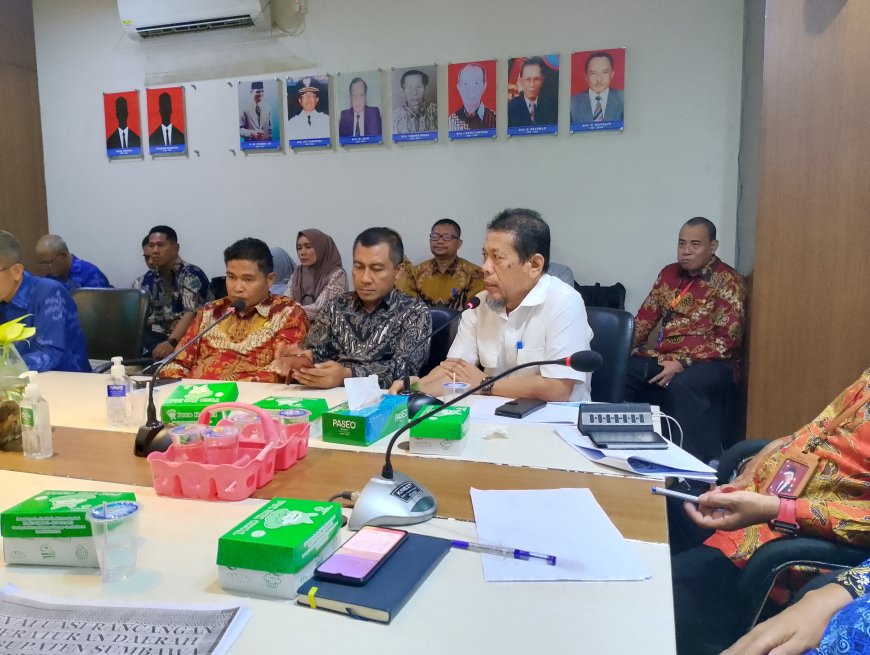 Ketua DPRD  Hadiri  Rapat Evaluasi dan Klarifikasi Rancangan Perda Kabupaten Sumbawa Tentang APBD Tahun Anggaran 2024