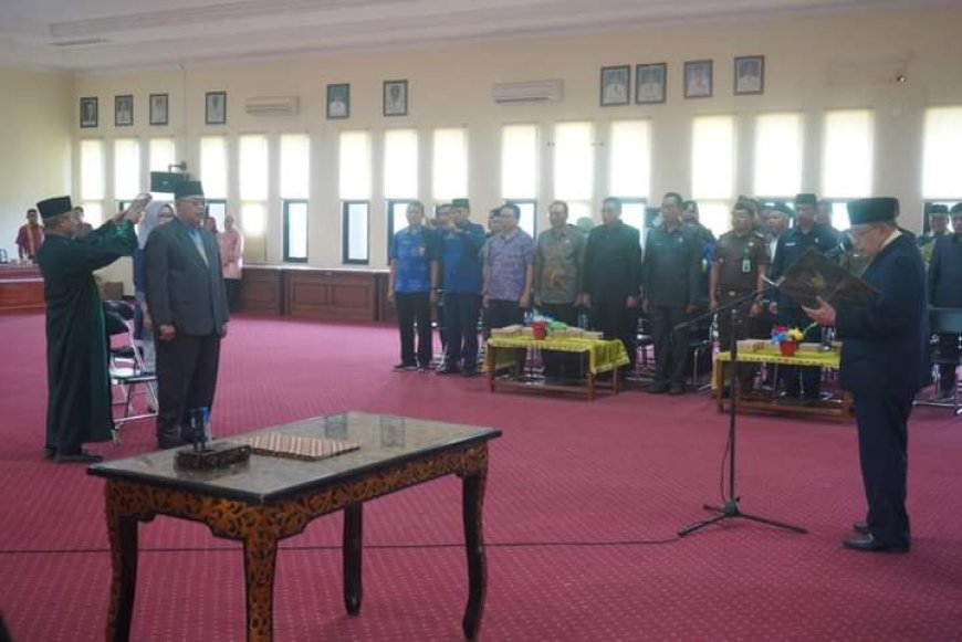 Lantik Ir Dirmawan Sebagai Penjabat Sekda, Bupati Sumbawa Harapkan Pelayanan Publik Lancar