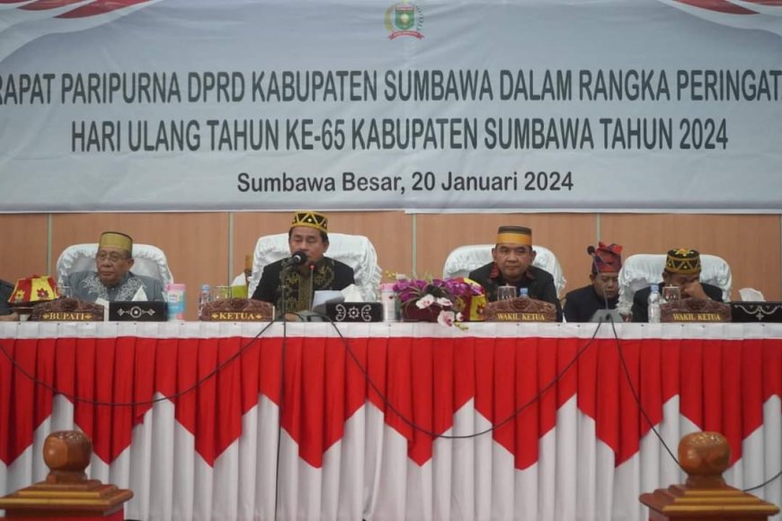 DPRD Gelar Sidang Paripurna Dalam Rangka HUT Kabupaten Sumbawa Ke 65
