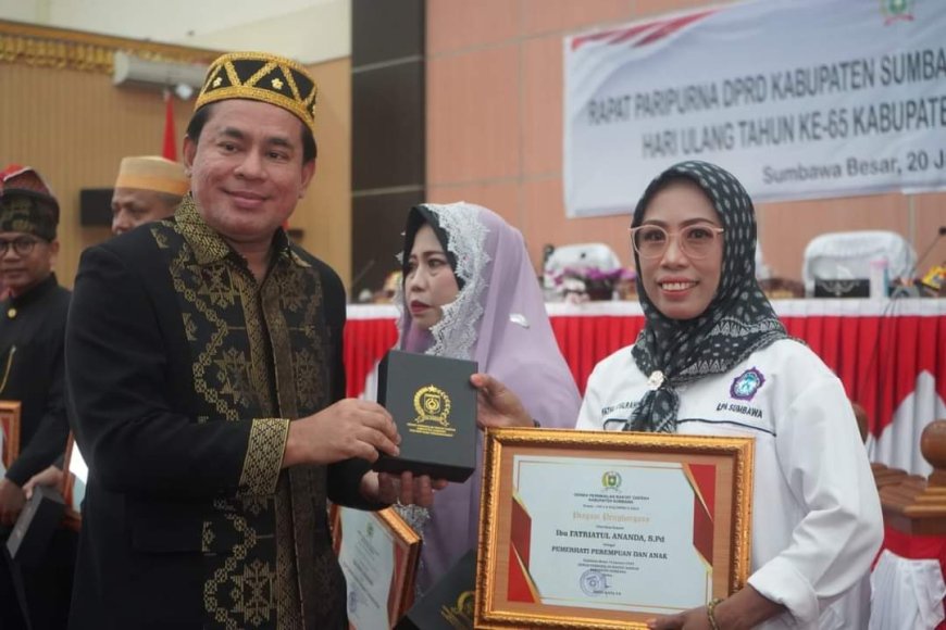 DPRD Gelar Sidang Paripurna Dalam Rangka HUT Kabupaten Sumbawa Ke 65