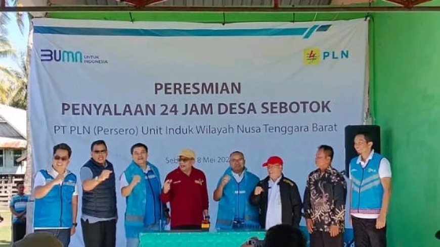 Bupati Bersama Kadis ESDM Provinsi NTB Resmikan Pelayanan Listrik 24 Jam di Desa Sebotok - Pulau Moyo