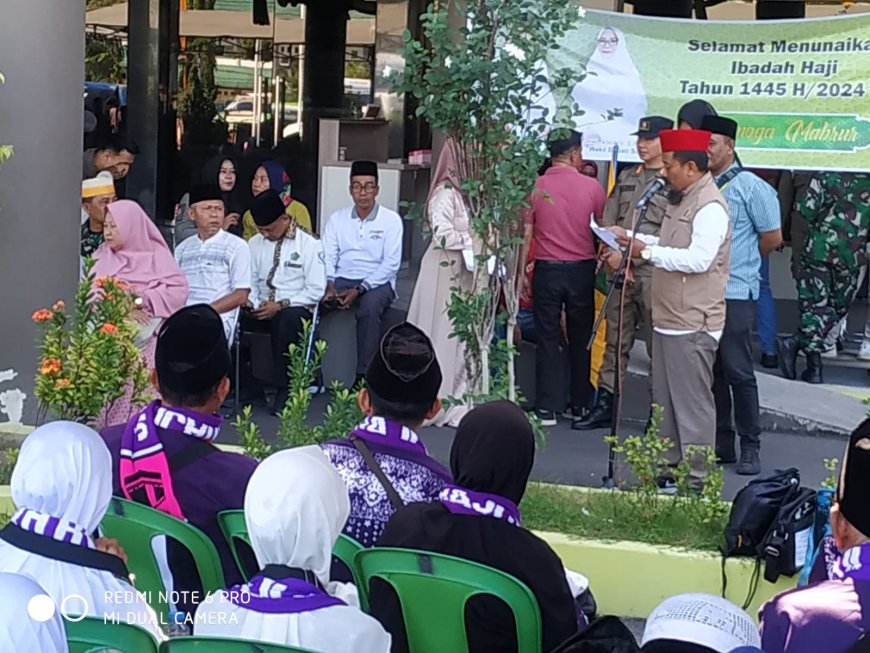 Bupati Sumbawa Lepas 207 Jamaah Calon Haji Kabupaten Sumbawa 2024