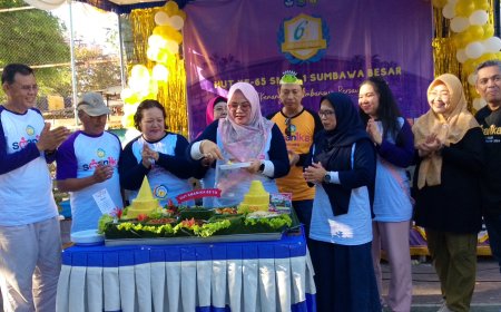 Semarak HUT ke-65 SMANIKA Sumbawa Besar. Hadirkan Alumni lintas Generasi
