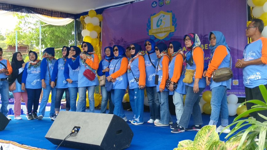 Semarak HUT ke-65 SMANIKA Sumbawa Besar. Hadirkan Alumni lintas Generasi