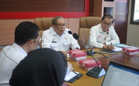 Bupati Sumbawa Buka Rapat Koordinasi Pemantauan Pelayanan Publik Bersama Kemenko Polhukam RI