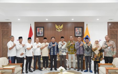 Terima Komisioner KPU NTB, Pj Gubernur Minta Tingginya Partisipasi Pemilih Dipertahankan