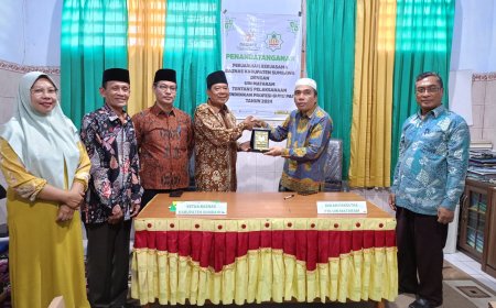 Baznas Sumbawa MoU dengan Fakultas Tarbiyah dan Keguruan UIN Mataram,Kembangkan SDM Masyarakat Sumbawa