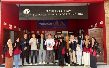 Fakultas Hukum UTS Gelar Bedah Buku "Perlindungan Hukum Anak di Luar Nikah" Karya  Dr. Supriyadi
