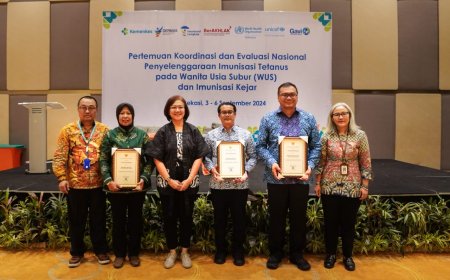 Dinas Kesehatan Deliserdang Raih Penghargaan Capaian Imunisasi Tertinggi Nasional