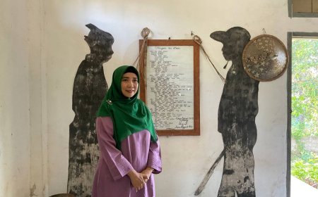 Kunjungan Cagub Hj Sitti Rohmi Djalillah ke Rumah Putih Kadindi bentuk Penghormatan dan Empati terhadap Perjuangan  Generasi Awal Transmigran Lombok