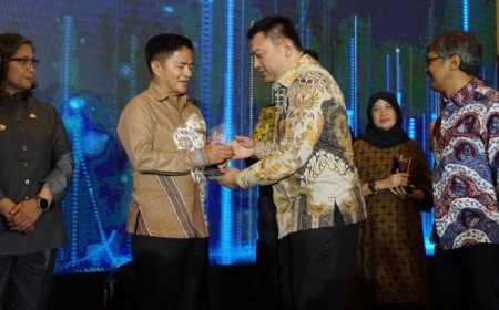 Pj Gubernur NTB Hassanudin Raih Penghargaan dalam Apresiasi Tokoh Indonesia 2024 oleh Tempo Inti Media