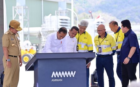 Presiden Jokowi Meresmikan Proyek Strategis Nasional: Smelter Tembaga dan Pemurnian Logam Mulia AMMAN