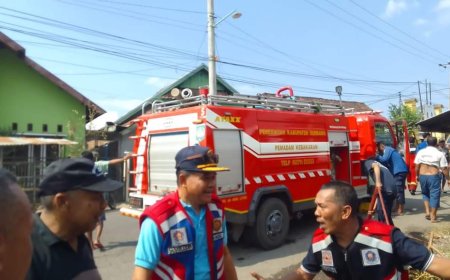 Gercep, Damkar   Sumbawa Atasi Kebakaran  Rumah di Utan, Pjs Bupati Sumbawa Janjikan Bantuan
